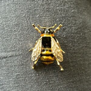 Bee for Brooch or Pin Making